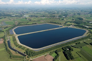 Luchtfoto waterproductiecentrum Kluizen